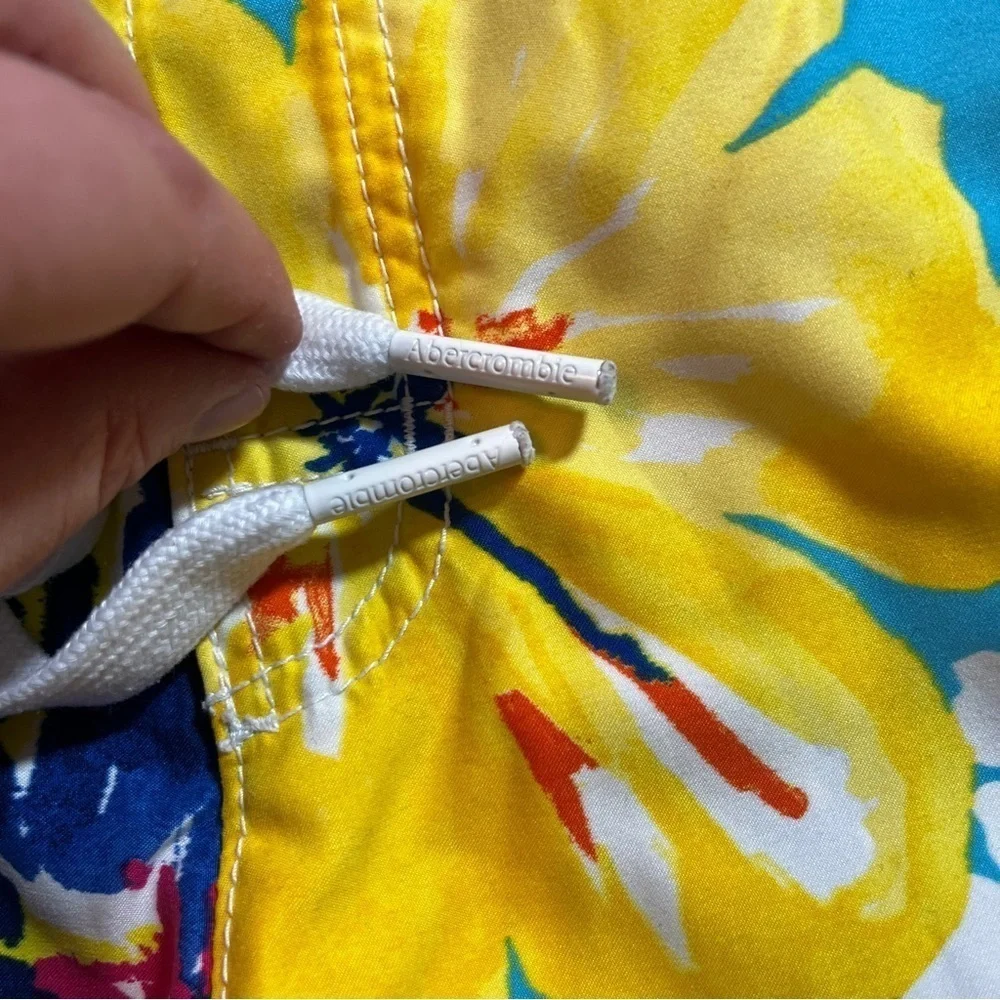Abercrombie & Fitch Men's Bright Hawaiian Swim Board Shorts Size Small Beach - Picture 6 of 11